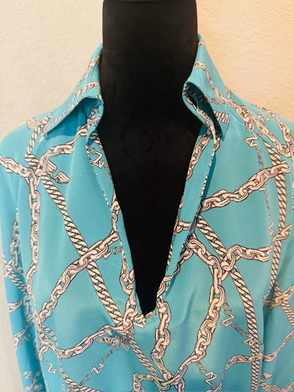 NWOT Zadig&Voltaire Tuile 100% Silk Turquoise Chain Print Tie-Neck Blouse size L - Picture 8 of 9